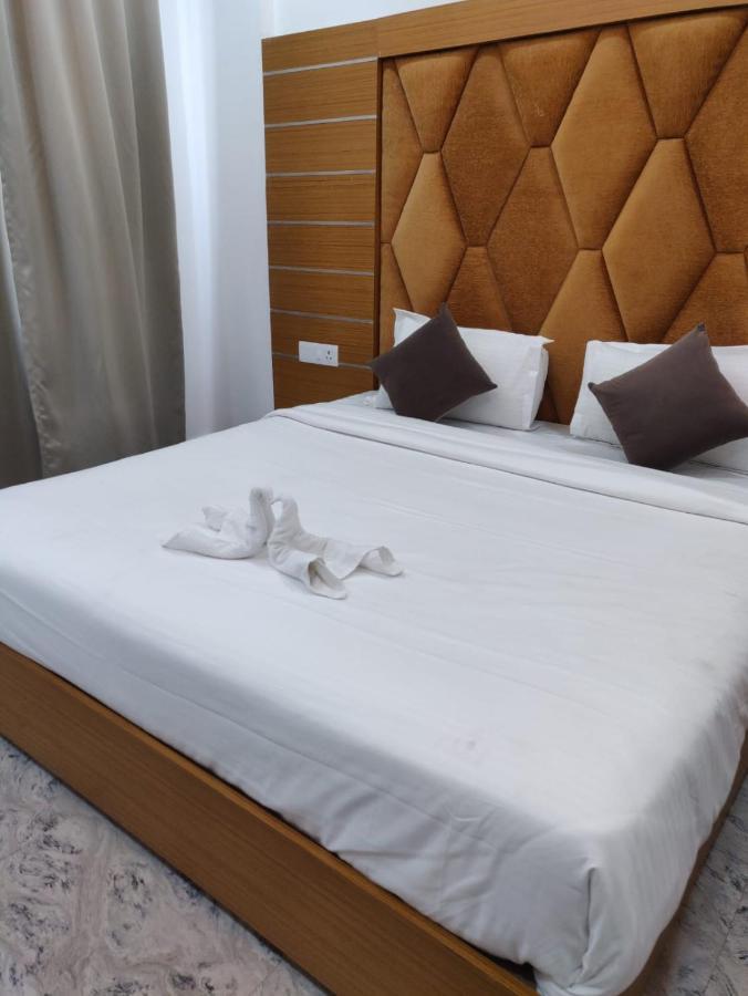 Hotel Virasat By Bookingcare Chhatarpur Экстерьер фото