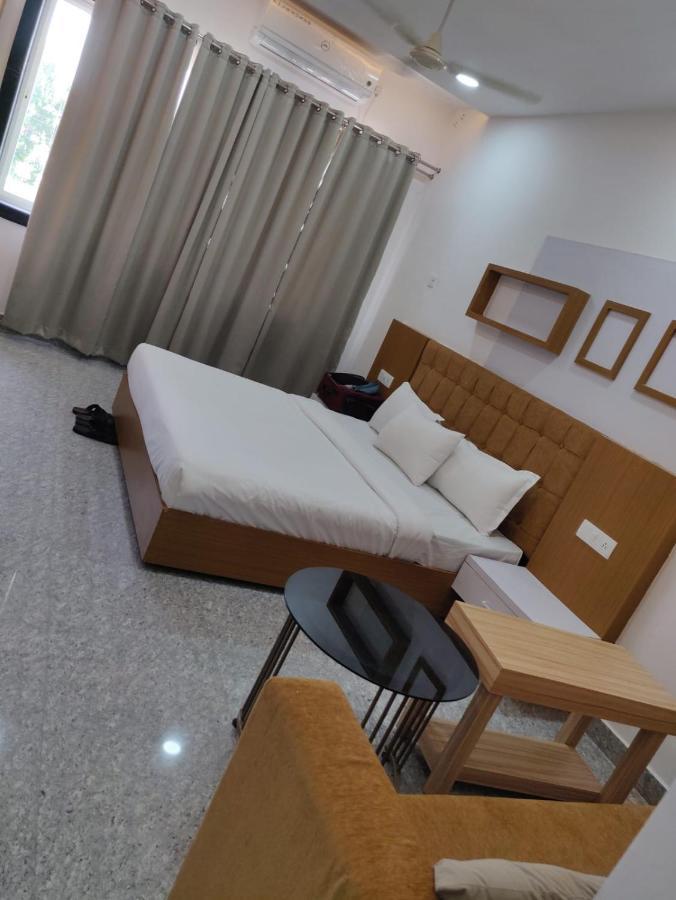 Hotel Virasat By Bookingcare Chhatarpur Экстерьер фото