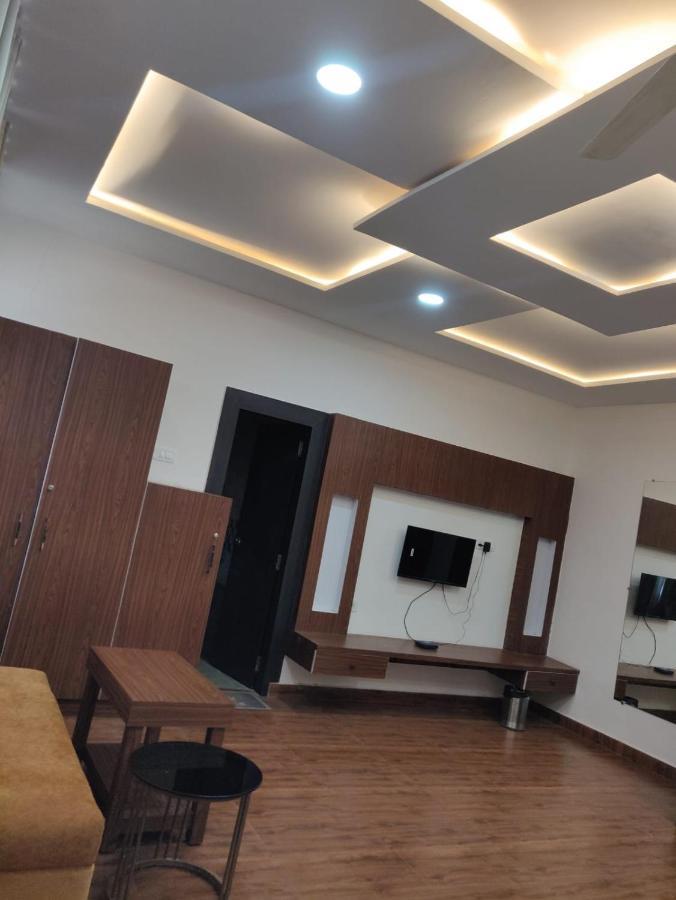 Hotel Virasat By Bookingcare Chhatarpur Экстерьер фото
